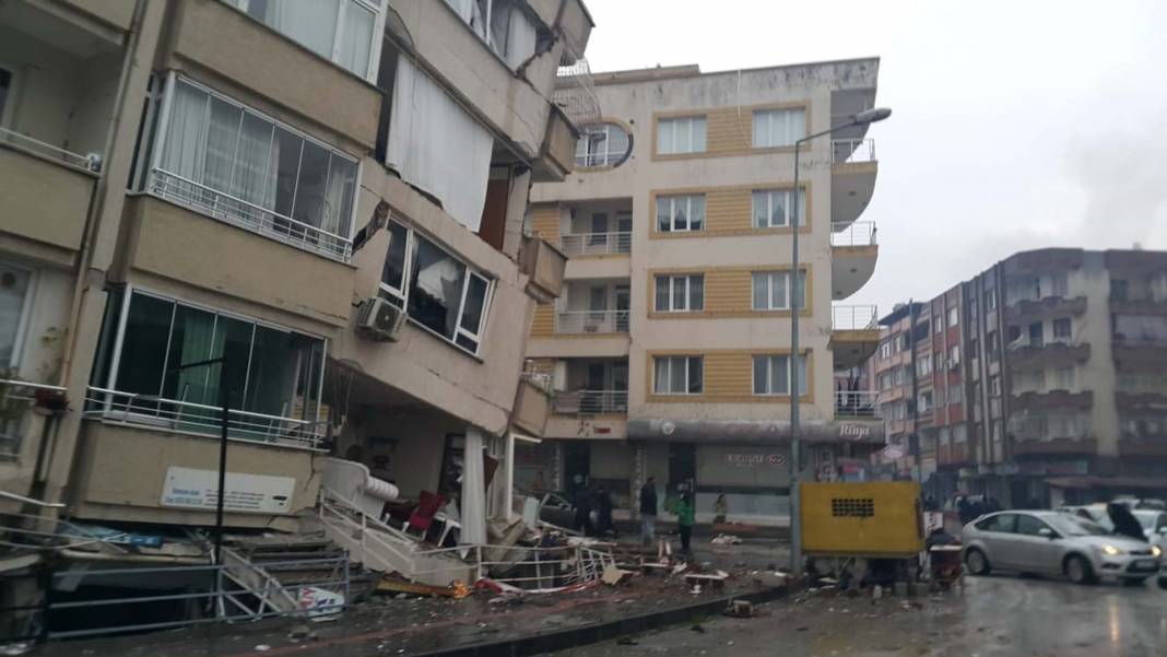 Yüreğimiz yanıyor! Deprem felaketinin yaşandığı Hatay dronla görüntülendi! İşte o fotoğraflar... 21