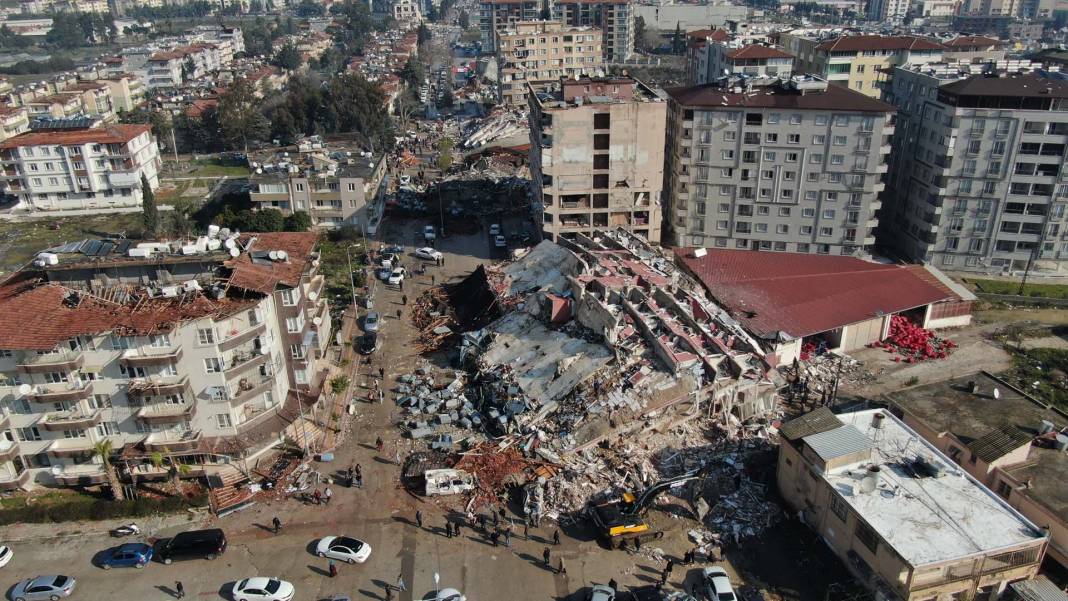 Yüreğimiz yanıyor! Deprem felaketinin yaşandığı Hatay dronla görüntülendi! İşte o fotoğraflar... 46