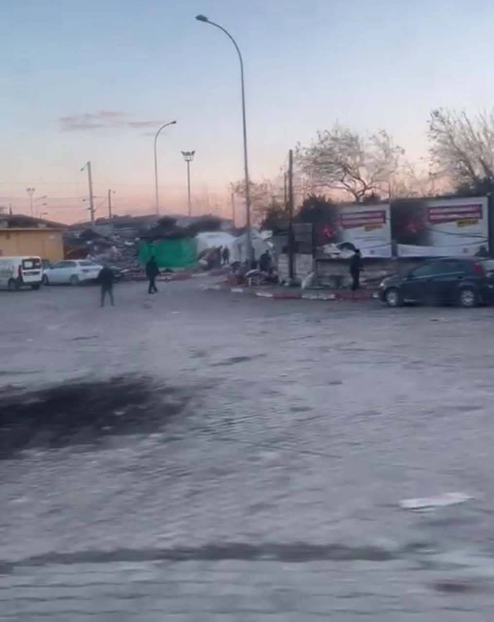 Umutlar tükeniyor! Gaziantep'ten gelen yeni görüntüler yürekleri acıttı! İslahiye'de binalar ve evler yıkıldı! 12