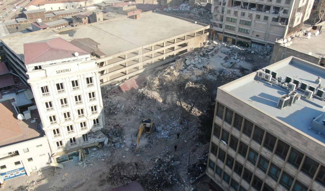 Yıkık bir şehir, yarım kalan hayatlar... Kahramanmaraş'taki son durum havadan görüntülendi 11