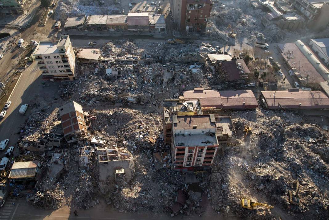 Yıkık bir şehir, yarım kalan hayatlar... Kahramanmaraş'taki son durum havadan görüntülendi 4