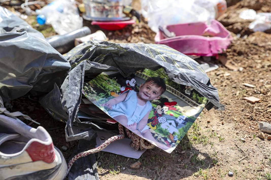 Kahramanmaraş'ta her yer acı, her yer hüzün: Yitirilen hayatlardan acı fotoğraflar kaldı 1