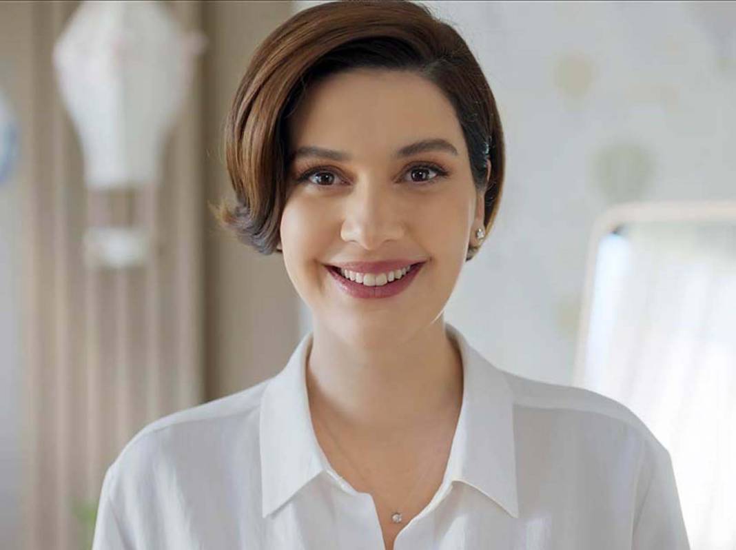 Bergüzar Korel'in sabrı taştı! Normalleşenlere açtı ağzını yumdu gözünü: "İki yüzlülüğünüz midemi bulandırıyor" 2