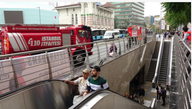 Metro durağında şoke eden intihar! Seferler iptal edildi... 3