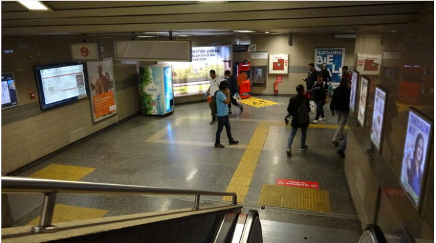 Metro durağında şoke eden intihar! Seferler iptal edildi... 7
