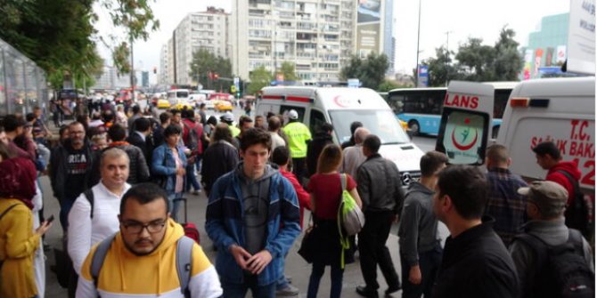 Metro durağında şoke eden intihar! Seferler iptal edildi...