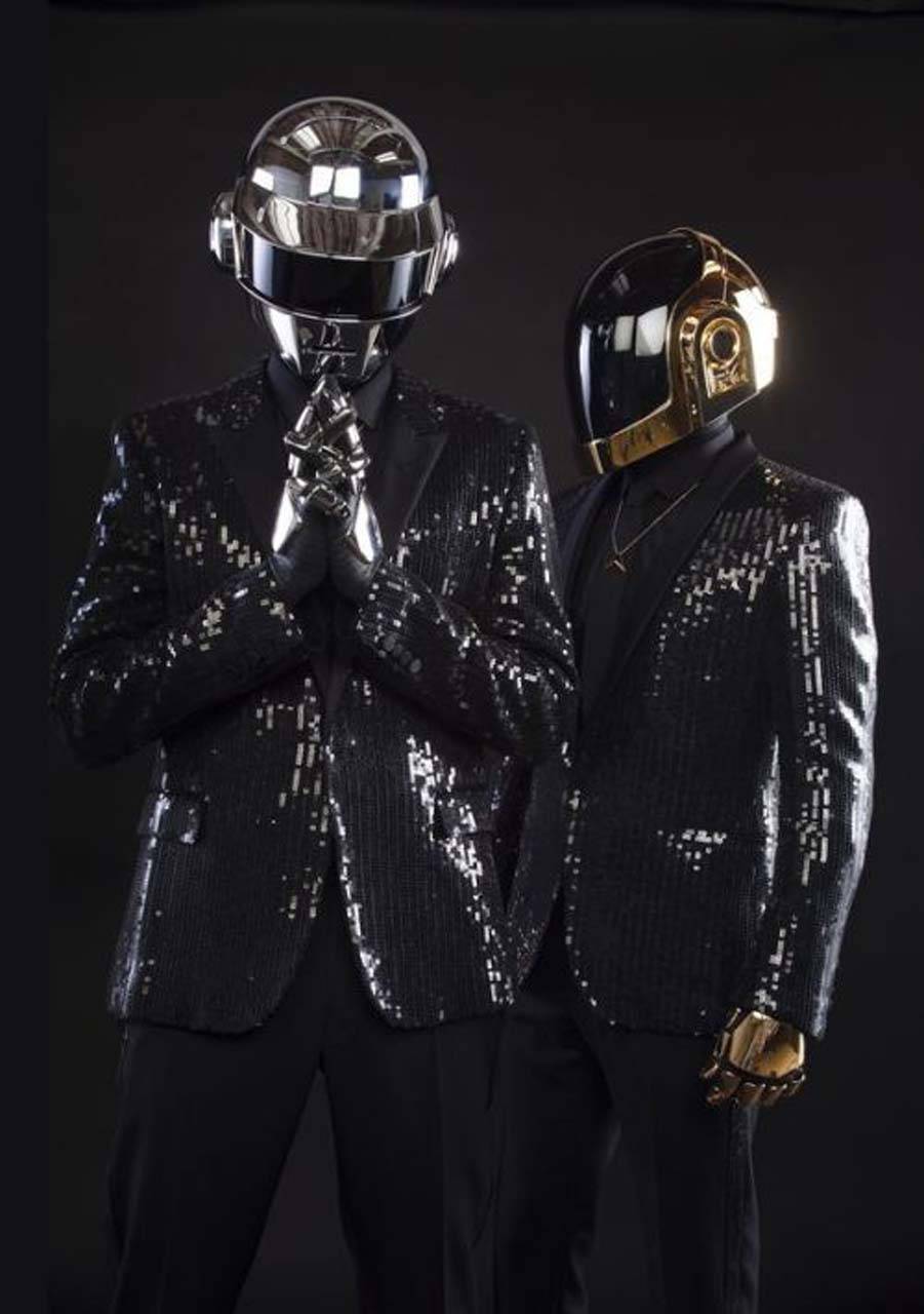 Hayranlarına müjde! Ünlü elektronik müzik grubu Daft Punk geri dönüyor! 2