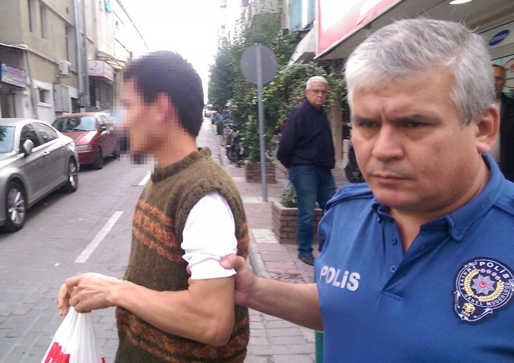 Erkek çocuğuna cinsel taciz! Güvenlik kameralarını izlediler, ortalık karıştı 7
