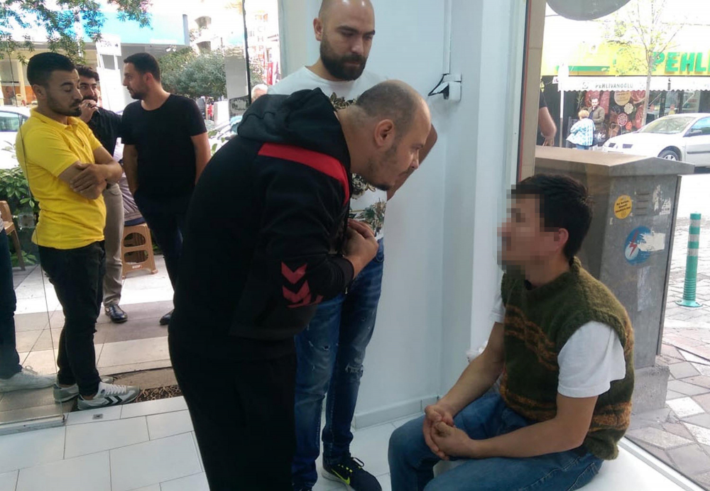 Erkek çocuğuna cinsel taciz! Güvenlik kameralarını izlediler, ortalık karıştı 8
