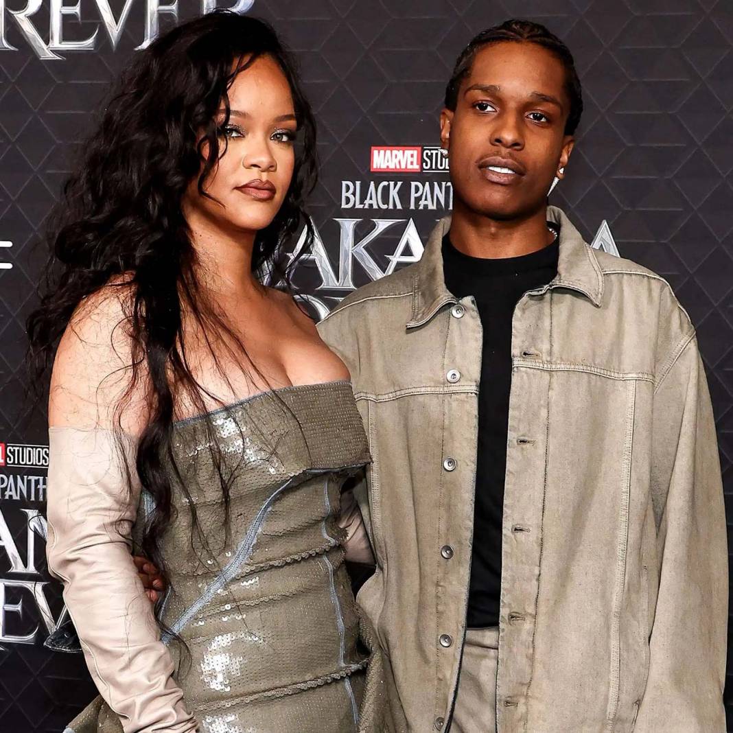 Rihanna oğlunun fotoğrafını instagramda paylaşarak; "Oscar'a onunla değil kardeşiyle gideceğimi öğrendi! paylaşımı sosyal medya da gündem oldu! 2