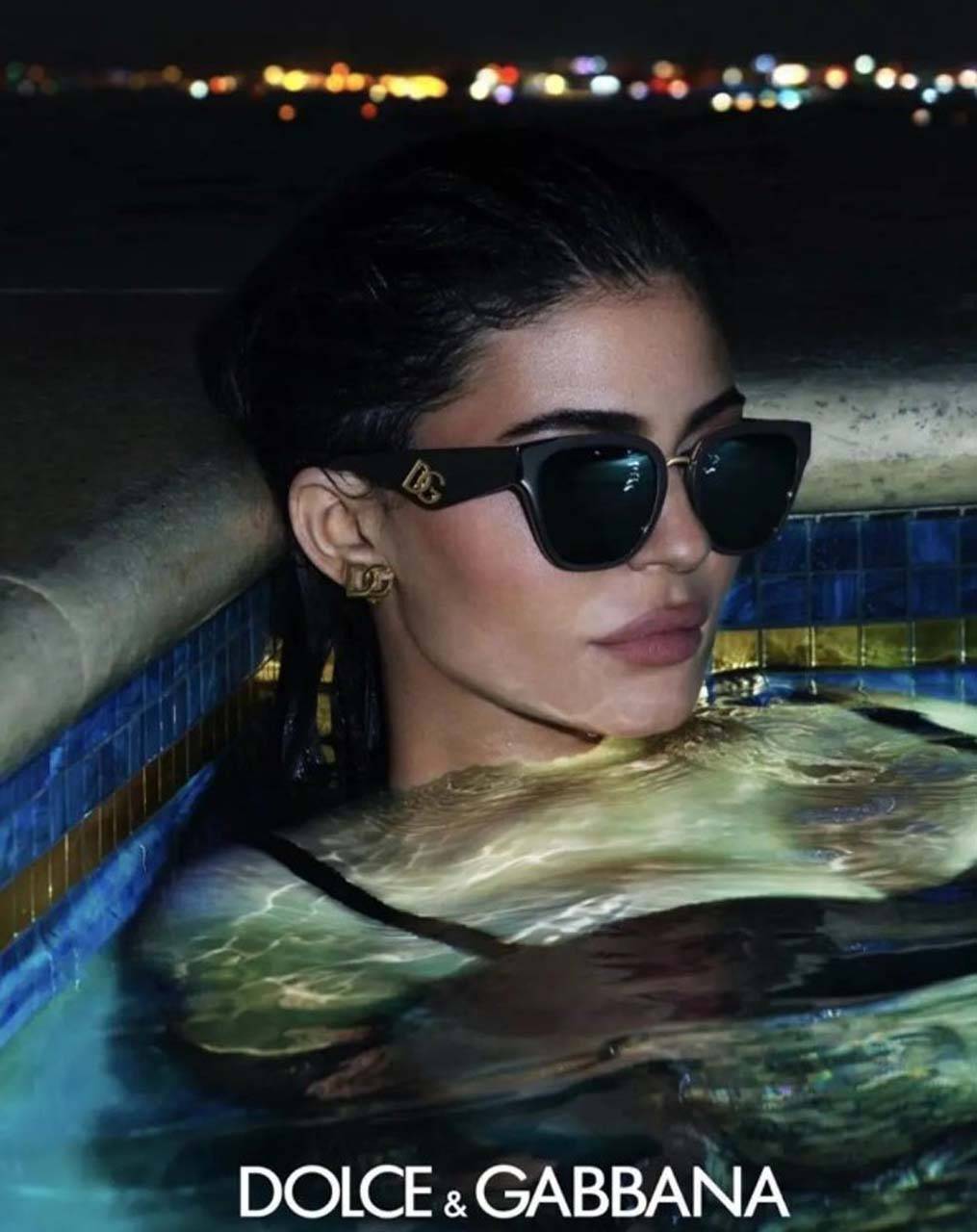 Kylie Jenner dünyaca ünlü Türk fotoğrafçı Mert Alaş'ın kadrajında! 4