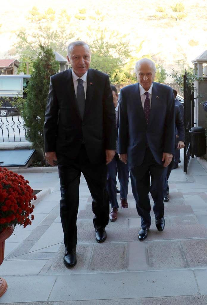 Cumhurbaşkanı Erdoğan'dan MHP lideri Bahçeli'ye anlamlı ziyaret! 11