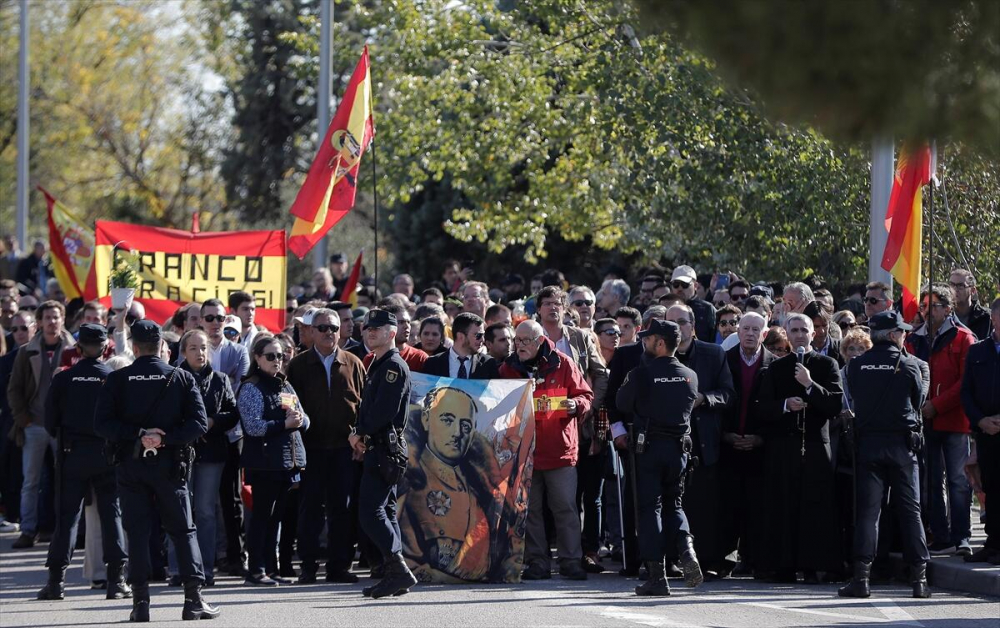 "Son Faşist Diktatör" olarak da anılan Franco'nun tabutu 44 yıl sonra taşındı 7