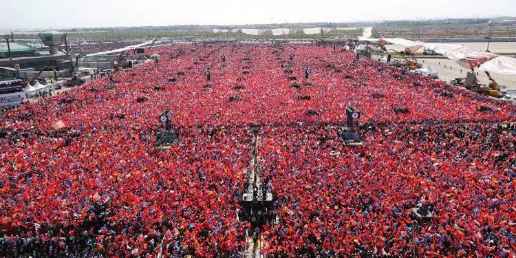 AK Parti'nin tarihi  İstanbul mitinginden muhteşem görüntüler 28