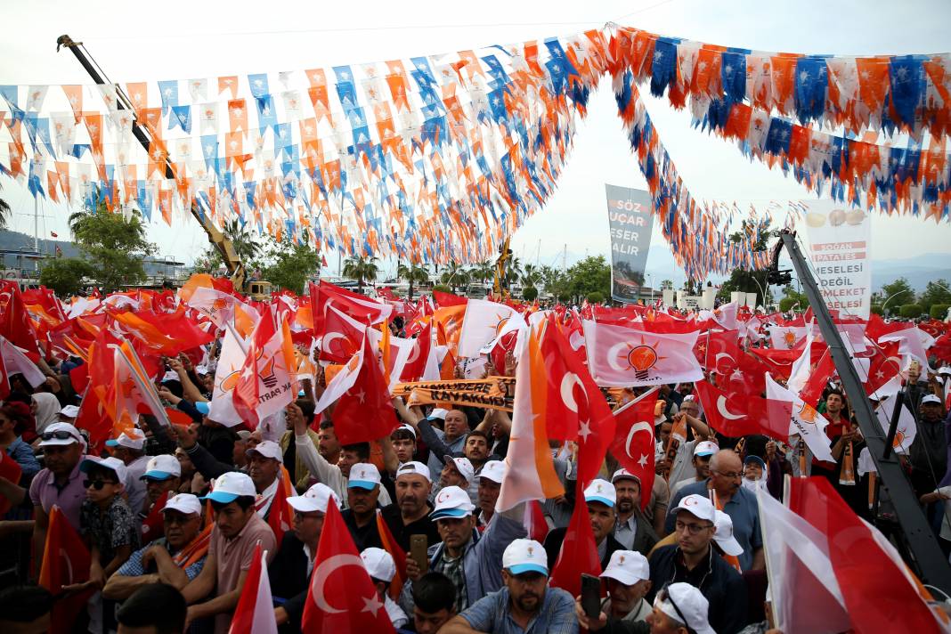 Binali Yıldırım : Bu seçim işgalcilerle Türkiye'nin geleceği için, istiklali için çalışanlar arasında bir seçimdir 6