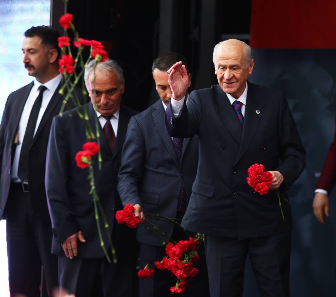 MHP lideri Devlet Bahçeli, 7'li masanın adayı Kılıçdaroğlunu çok sert sözlerle eleştirdi "Kılıçdaroğlu, PKK'nın adayıdır" 11