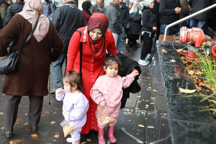 Yurt dışı seçmenler akın akın sandıklara gidiyor! En son oy verme süresi 24 Mayıs 29