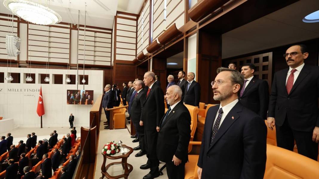 28.yasama dönemi başladı, Cumhurbaşkanı Erdoğan yemin törenini locada izliyor, işte o kareler 6