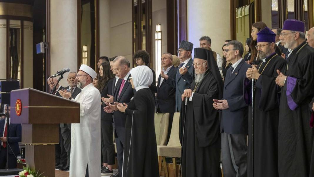 Cumhurbaşkanlığı Külliyesi'nde göreve başlama töreni gerçekleştirildi. İşte göreve başlama töreninden tarihe geçen o anlar 5