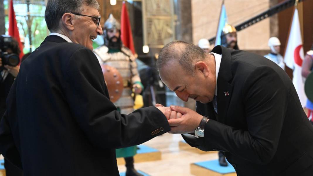 Cumhurbaşkanlığı Külliyesi'nde göreve başlama töreni gerçekleştirildi. İşte göreve başlama töreninden tarihe geçen o anlar 8