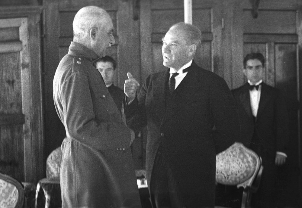 Cumhuriyetimizin 96.yılında Ulu Önder Atatürk'ün hiç bilinmeyen fotoğrafları... 21