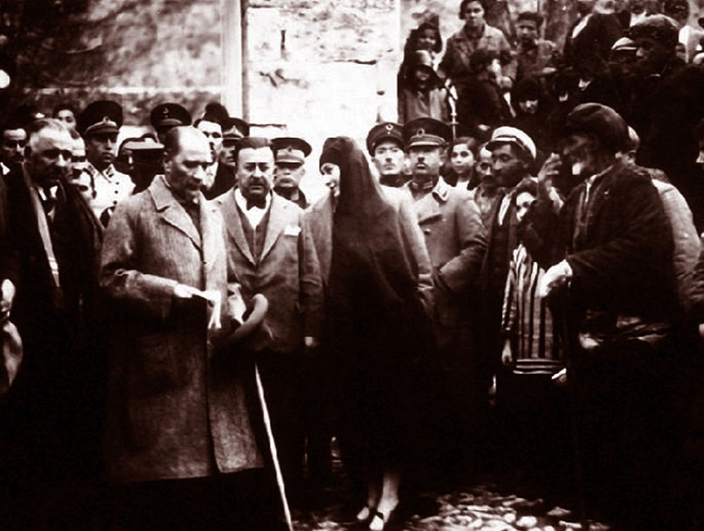 Cumhuriyetimizin 96.yılında Ulu Önder Atatürk'ün hiç bilinmeyen fotoğrafları... 28