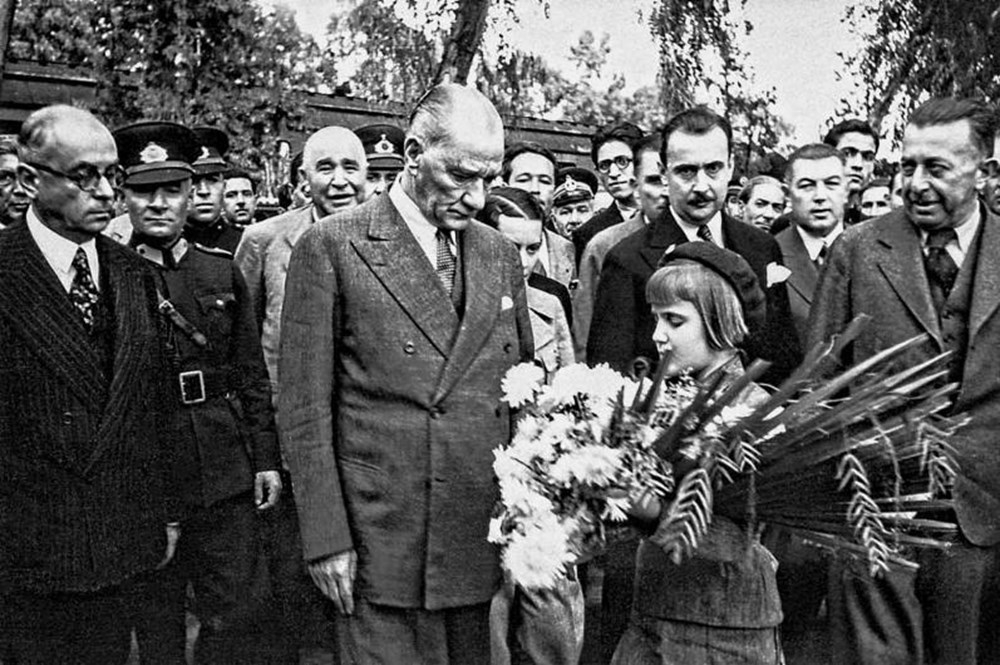 Cumhuriyetimizin 96.yılında Ulu Önder Atatürk'ün hiç bilinmeyen fotoğrafları... 5