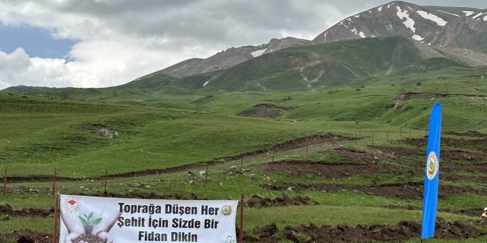 Toprağa düşen her şehit için!