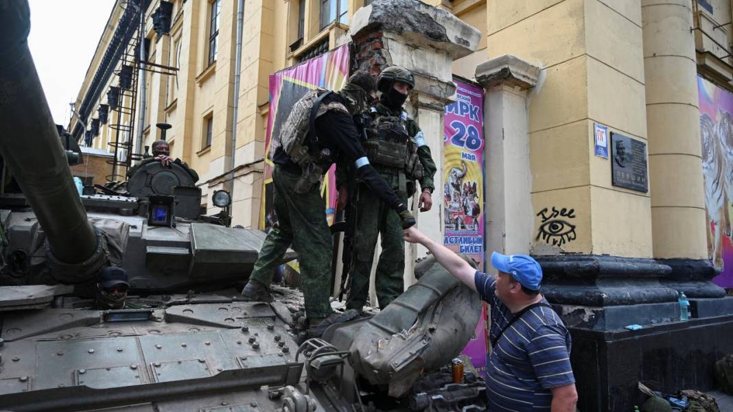 Rusya'da çıkan isyandan geriye kalan görüntüler 17