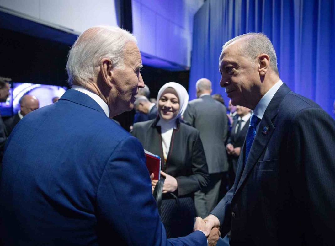 Devlet ve hükümet başkanları tek karede! NATO Liderleri Aile fotoğrafı çektirdi! 4