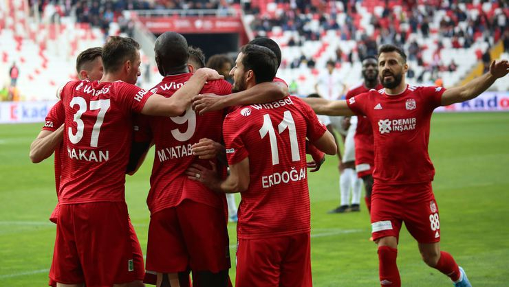 İşte Süper Lig'in en pahalı takımı... 8