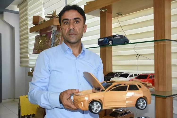 Türkiye'nin yerli otomobili Togg'un ahşaptan oyuncağını yapıyorlar 8