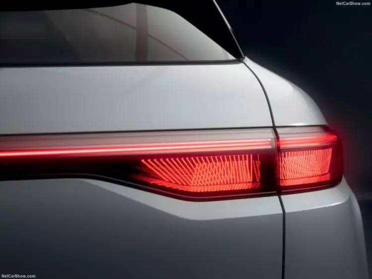 Yüzde yüz elektrikli yeni Megane Türkiye'de satışa sunuldu, İşte fiyatı 17