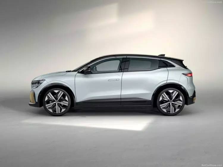 Yüzde yüz elektrikli yeni Megane Türkiye'de satışa sunuldu, İşte fiyatı 23