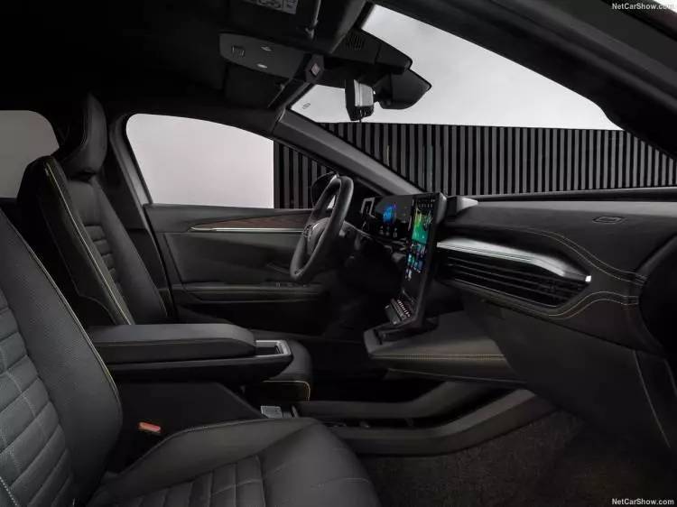 Yüzde yüz elektrikli yeni Megane Türkiye'de satışa sunuldu, İşte fiyatı 6