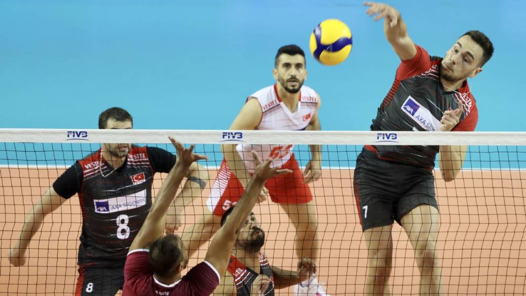 A Milli Erkek Voleybol Milli takımımızdan büyük başarı! Finalde Katar'ı yenerek şampiyon oldular 2