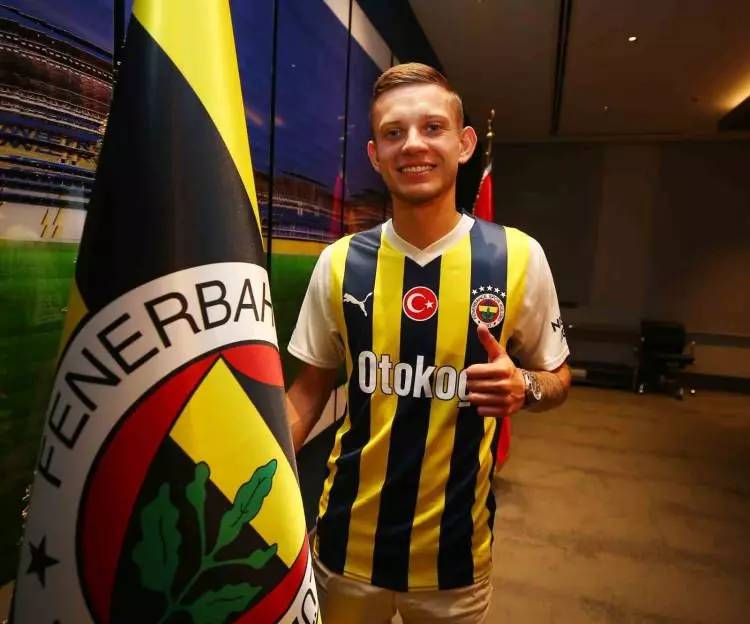 Süper Lig'de imzalar peş peşe atılıyor, İşte  şimdiye kadar biten transferler 50