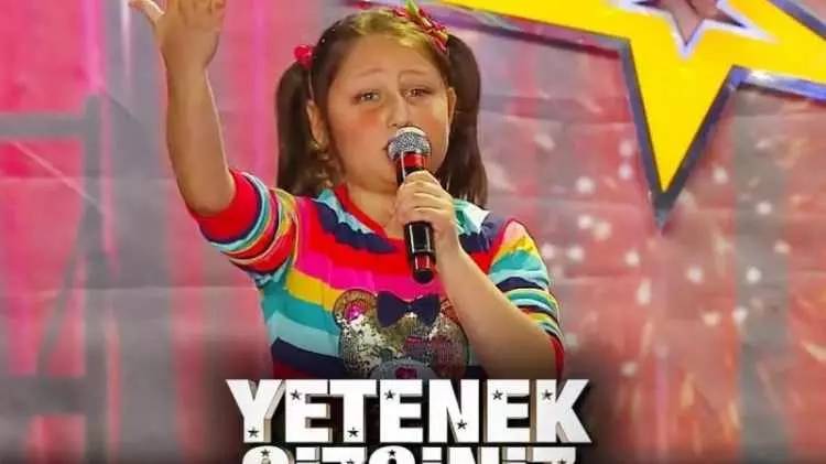 Yetenek Sizsiniz Türkiye'de yarışan ve elenen Sıla Şahin'in inanılmaz değişim! görünce sizde inanamayacaksınız 4