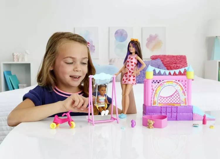 Sakın evinize sokmayın! Uzmanlar uyarıyor: Bebek yüzlü düşman" Barbie" 13