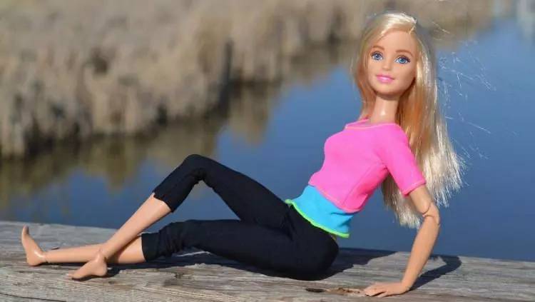 Sakın evinize sokmayın! Uzmanlar uyarıyor: Bebek yüzlü düşman" Barbie" 6