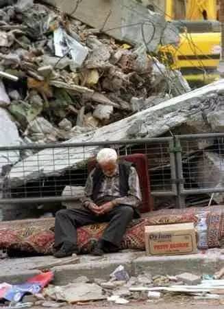 45 saniye sürmüştü! 17 Ağustos Gölcük depreminin üzerinden bugün 24 yıl geçti! 19