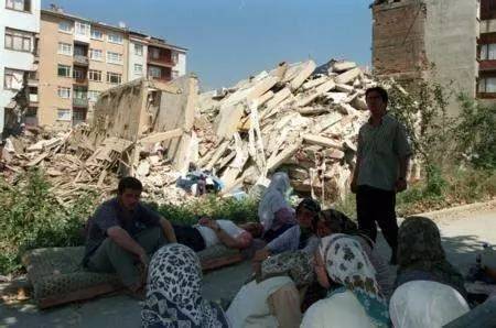 45 saniye sürmüştü! 17 Ağustos Gölcük depreminin üzerinden bugün 24 yıl geçti! 49