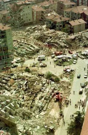 45 saniye sürmüştü! 17 Ağustos Gölcük depreminin üzerinden bugün 24 yıl geçti! 59