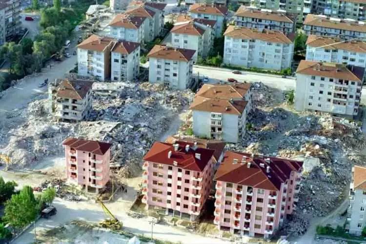 45 saniye sürmüştü! 17 Ağustos Gölcük depreminin üzerinden bugün 24 yıl geçti! 96