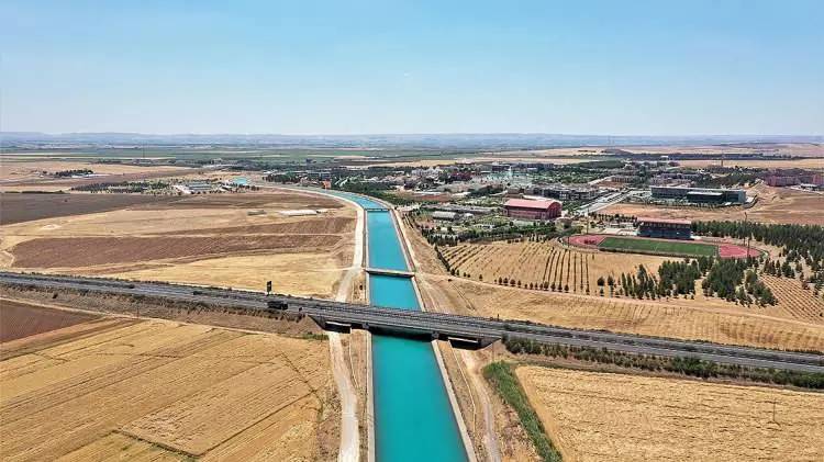 Masaldı gerçeğe dönüştü! Süveyş ve Panama kanalından büyük dev yatırım hizmete girdi 14