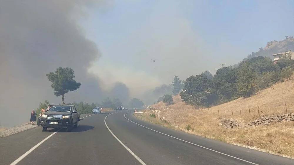 Çanakkale yangını giderek büyüyor, Bakanlık ve AFAD'dan üst üste kritik açıklamalar 16