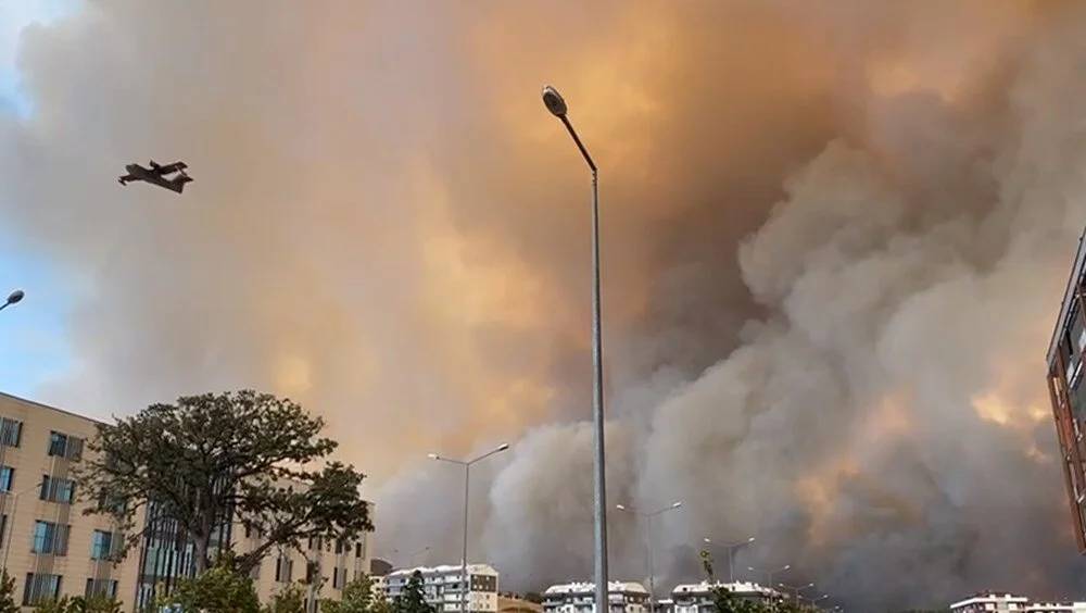 Çanakkale yangını giderek büyüyor, Bakanlık ve AFAD'dan üst üste kritik açıklamalar 2