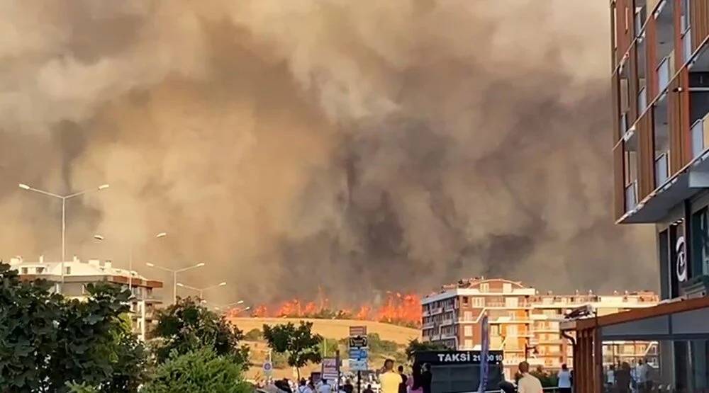 Çanakkale yangını giderek büyüyor, Bakanlık ve AFAD'dan üst üste kritik açıklamalar 4