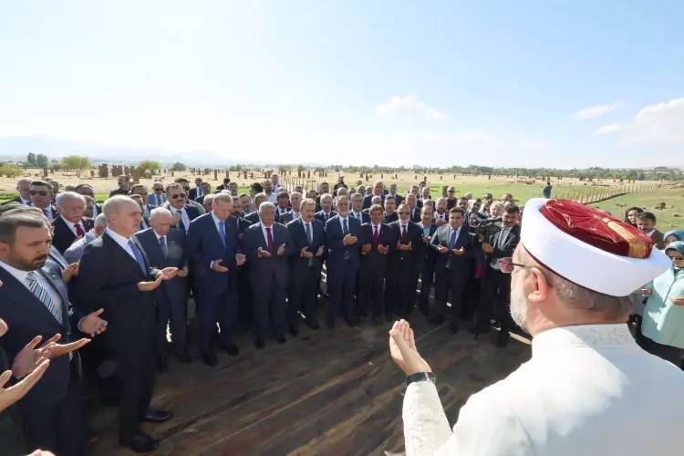 Başkan Erdoğan, Malazgirt, Ahlat'ta! Han Çadırından çok dikkat çeken resimler 1