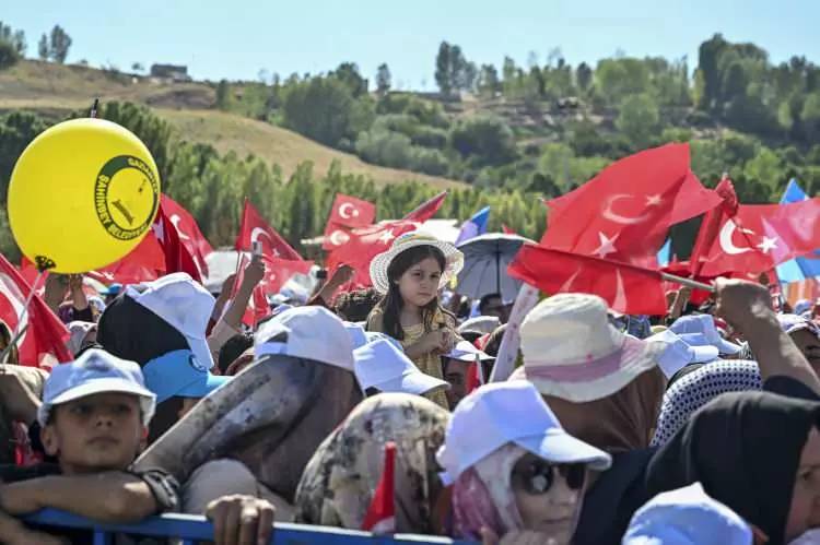 Başkan Erdoğan, Malazgirt, Ahlat'ta! Han Çadırından çok dikkat çeken resimler 20